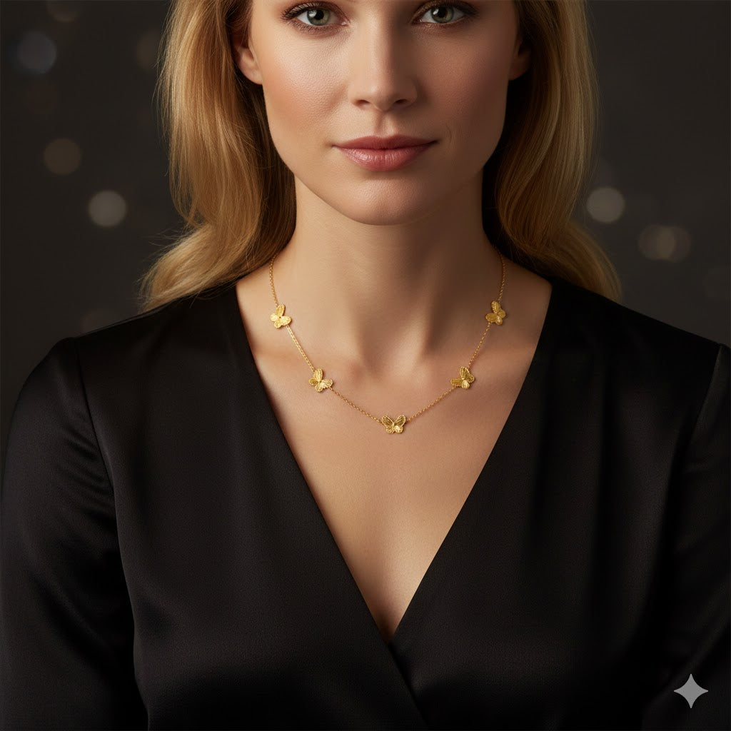 Butterflies Necklace – 18K Guldpläterat