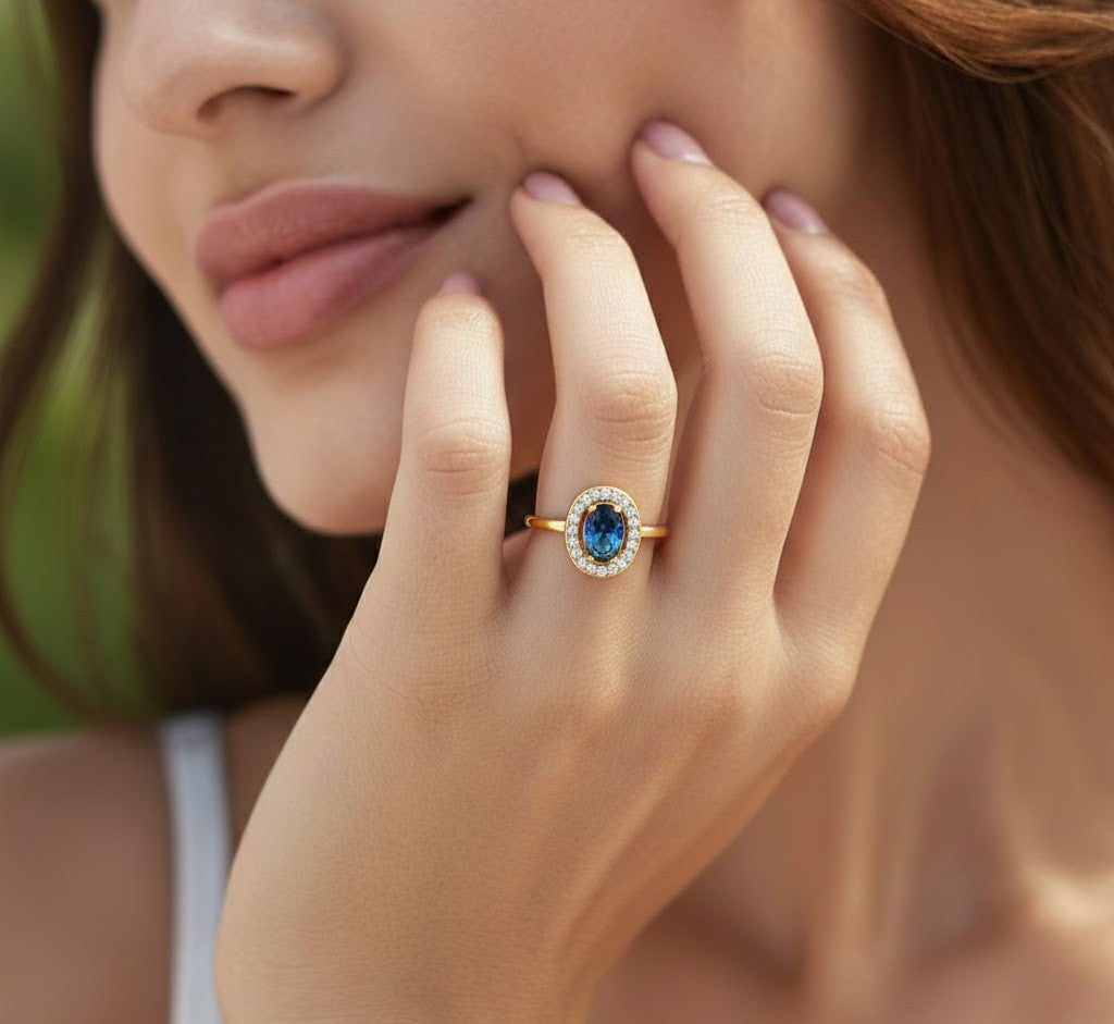 Sapphire Halo Ring – 18K Guldpläterad